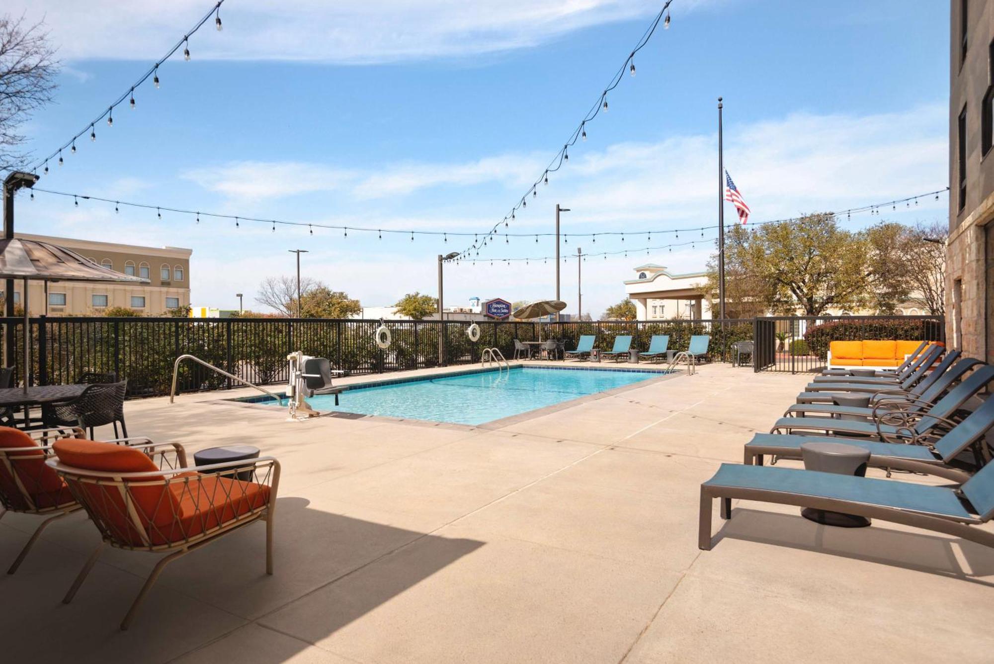 Hampton Inn & Suites San Marcos Dış mekan fotoğraf