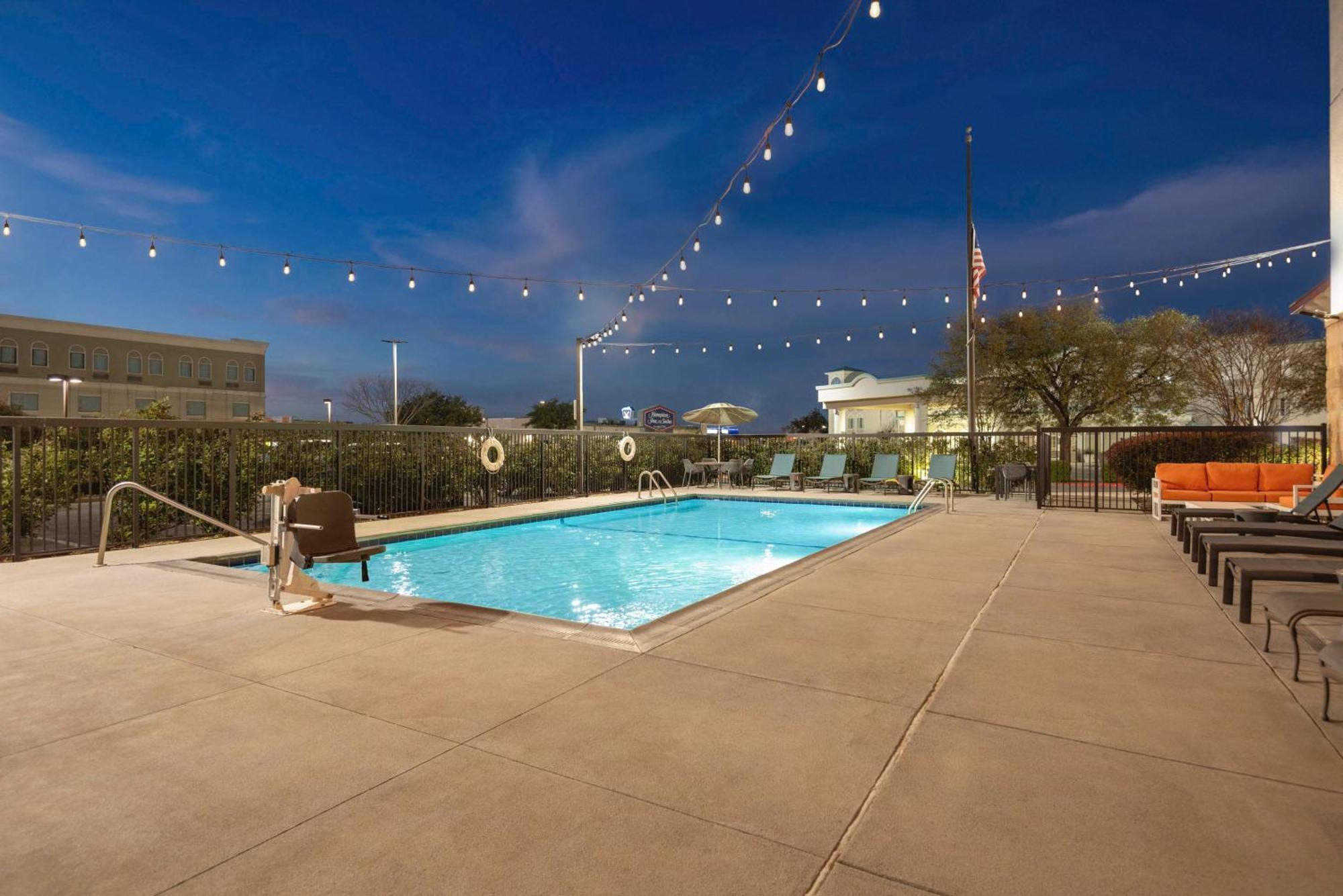 Hampton Inn & Suites San Marcos Dış mekan fotoğraf